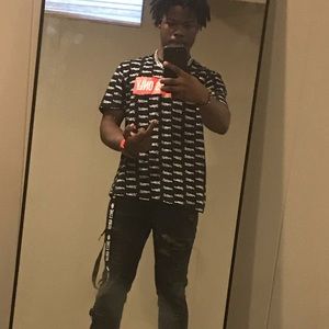 Meet your Posher, Dewayne